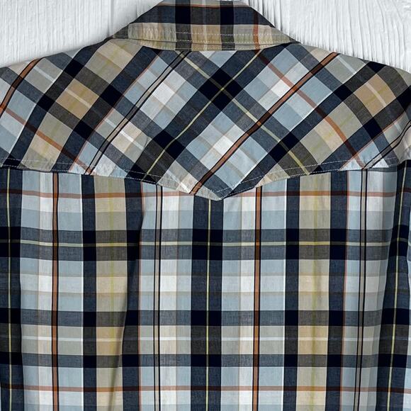 Fossil shirt women’s pearl snap, size medium, long sleeve. Vintage fit. - Picture 5 of 7